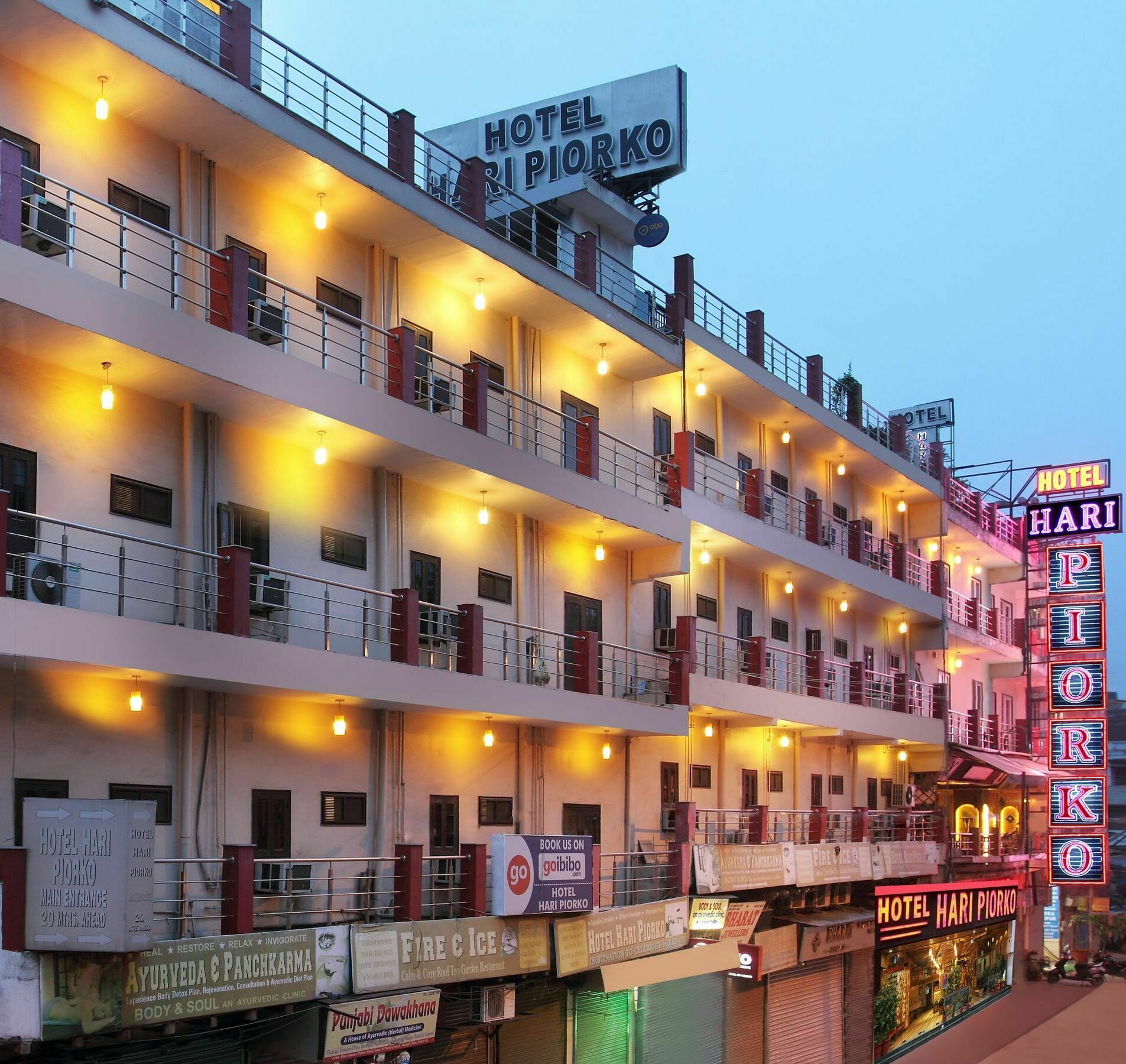 Hotel Hari Piorko - New Delhi Railway Station Ngoại thất bức ảnh