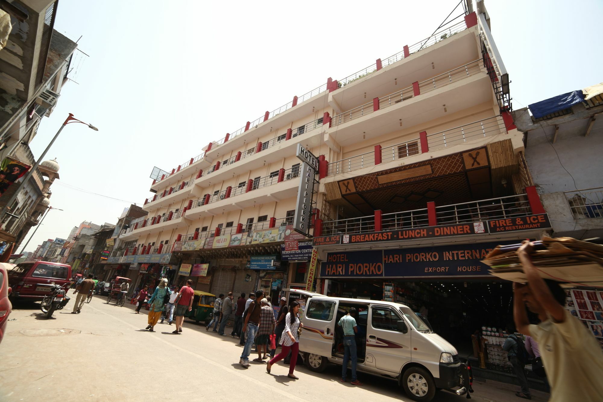 Hotel Hari Piorko - New Delhi Railway Station Ngoại thất bức ảnh